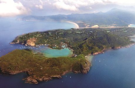 Description: Con Dao - ve yen binh cua hon dao nhieu lan duoc vinh danh tren bao Tay - Anh 1
