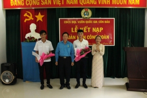 Lễ kết nạp đoàn viên công đoàn Ban quản lý Vườn quốc gia Côn Đảo năm 2018
