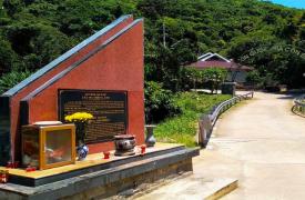 Hiking Ma Thien Lanh - Our Lady's Cave - Heritage Tree